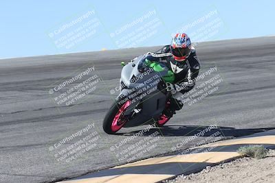 media/Oct-13-2025-Moto Forza (Mon) [[a66d839500]]/4-C Group/Session 2 (Bowl)/